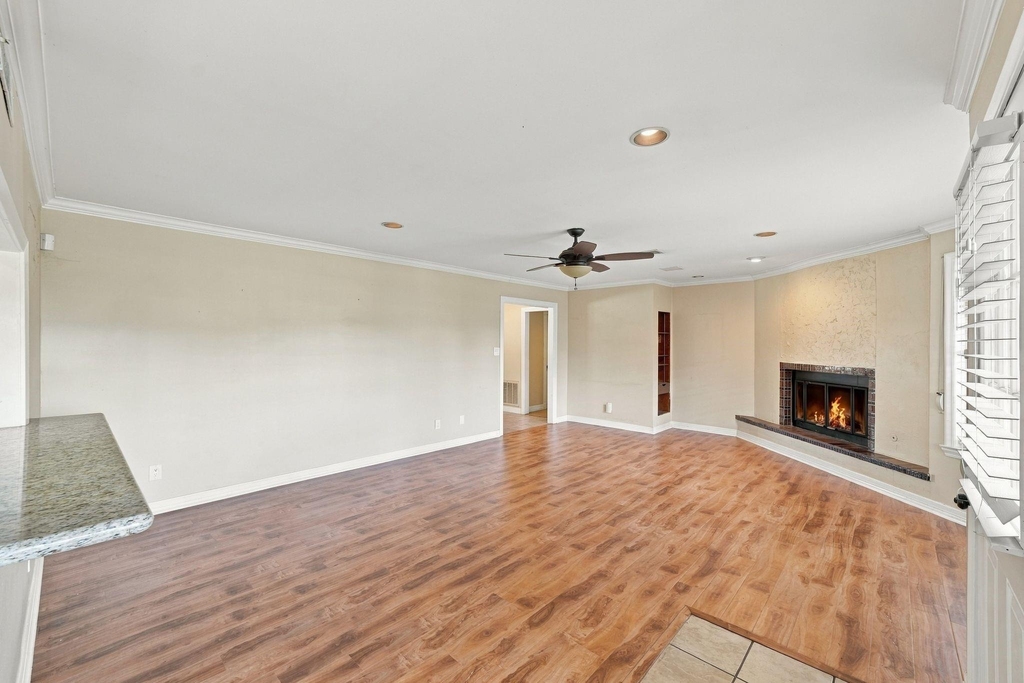 7823 Twin Hills Drive - Photo 13