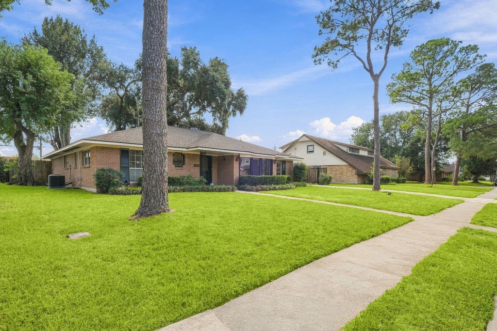 7823 Twin Hills Drive - Photo 49