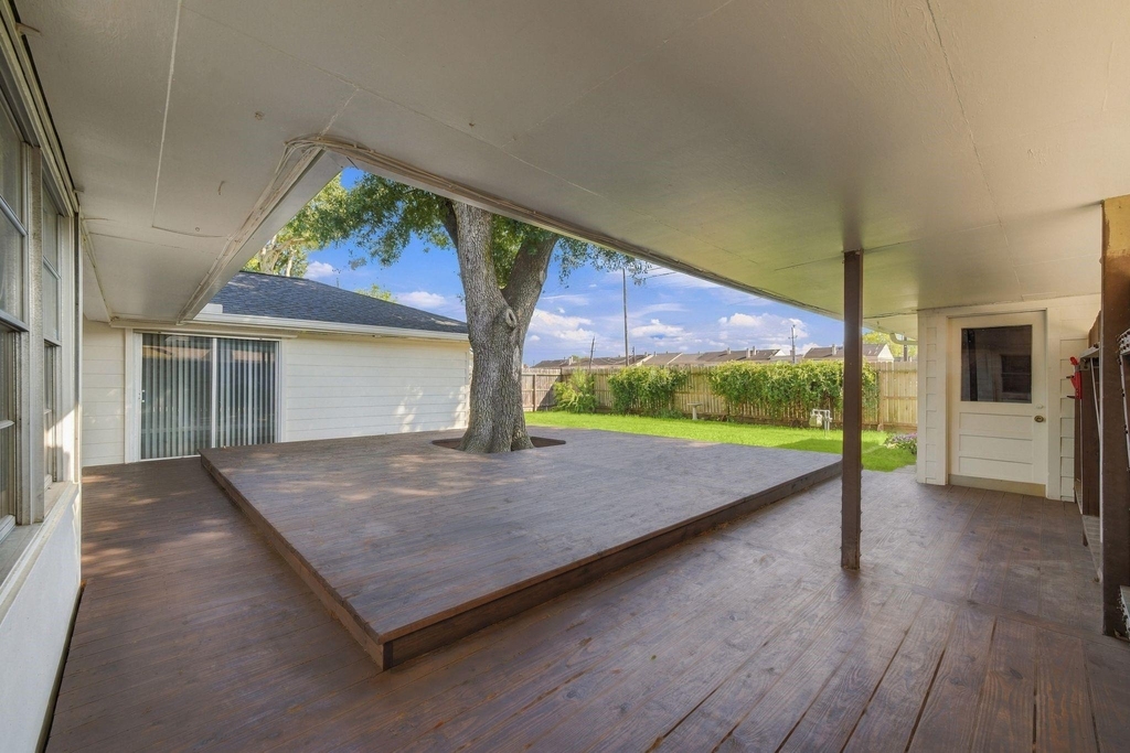 7823 Twin Hills Drive - Photo 39