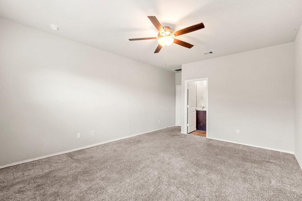 5506 Dover Terrace Way - Photo 25