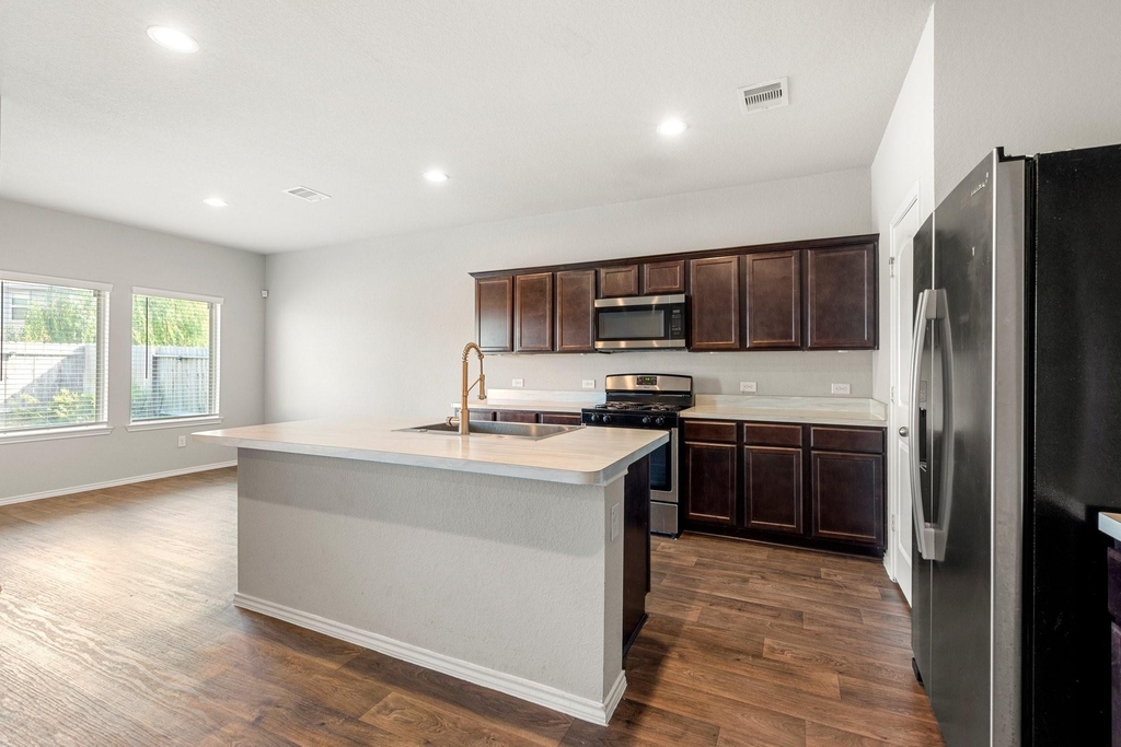 5506 Dover Terrace Way - Photo 15