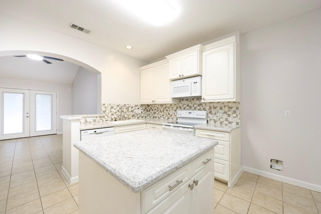 8134 Blue Jay Street - Photo 8
