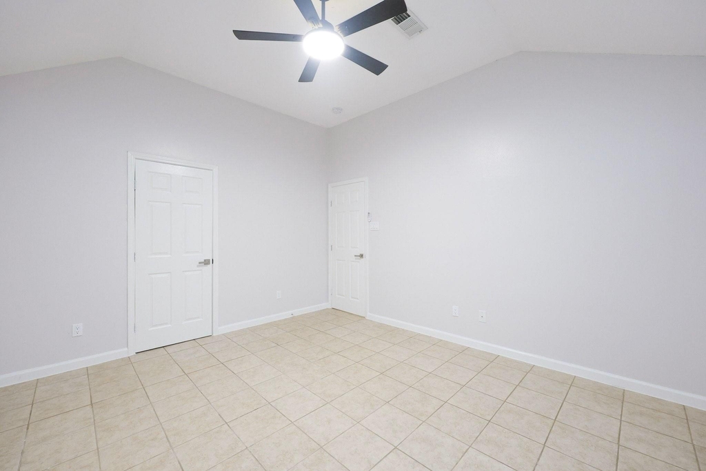 8134 Blue Jay Street - Photo 16