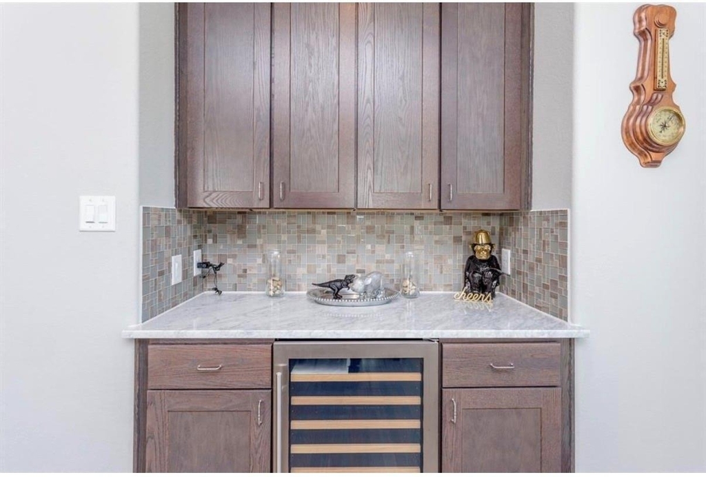 1536 Dian Street - Photo 8