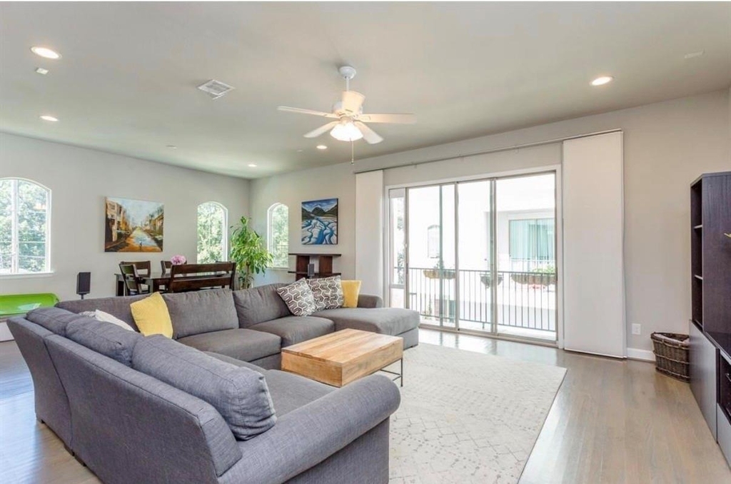 1536 Dian Street - Photo 4
