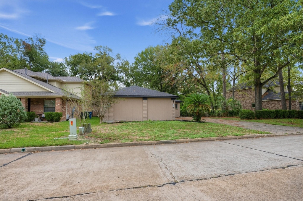 15 Presidio Road - Photo 1