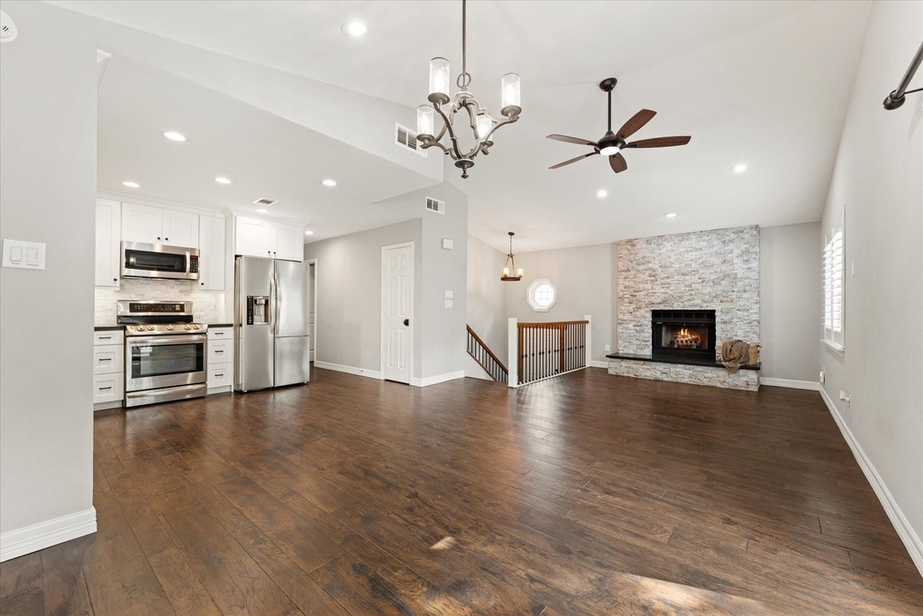 16963 Chapel Pines Drive - Photo 7