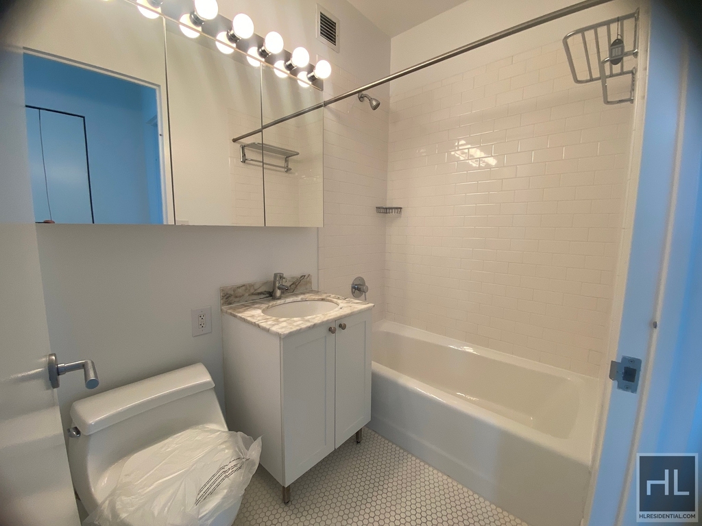 West 37th Street - Photo 2