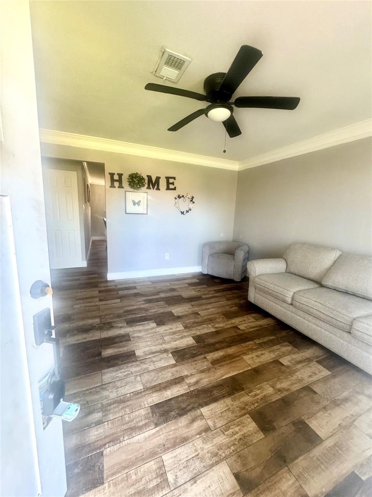 209 Harold Lane - Photo 5