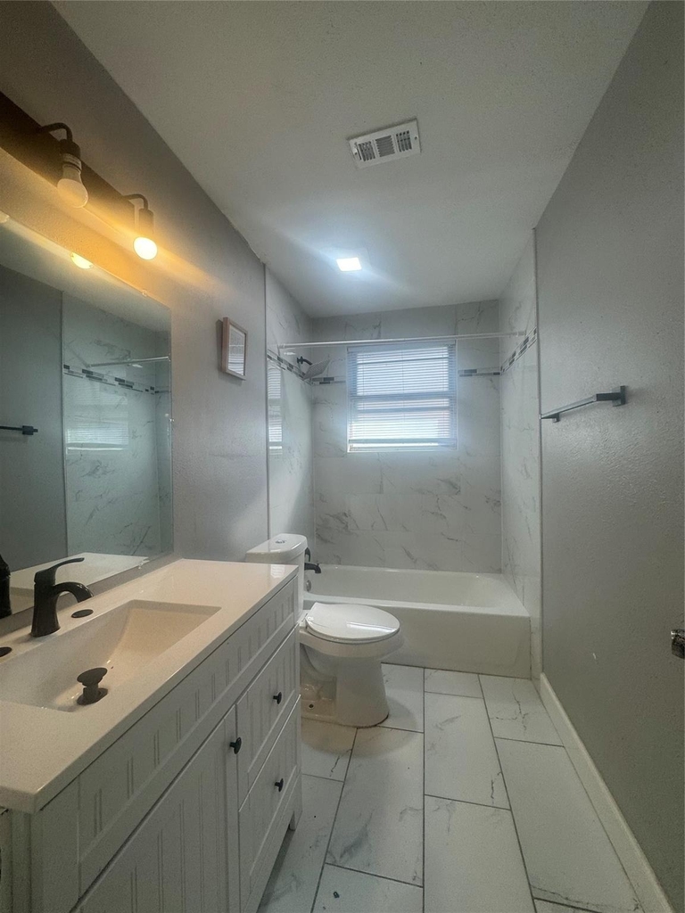 209 Harold Lane - Photo 4