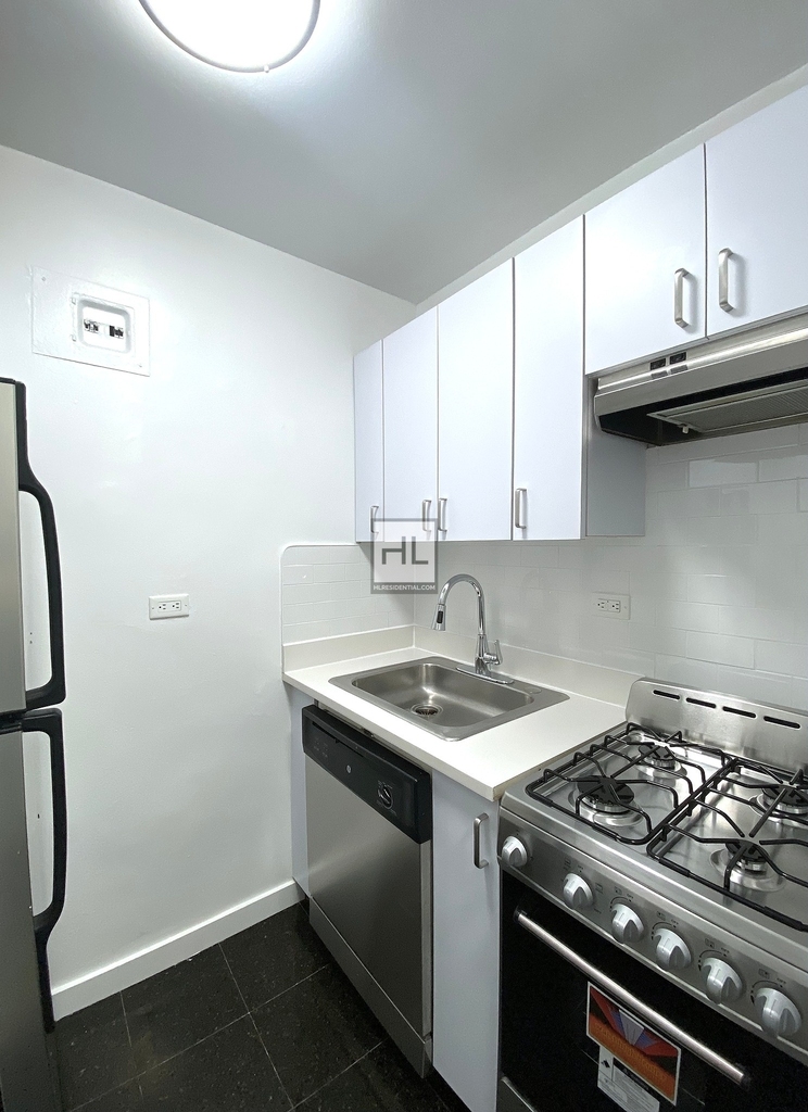 East 35th Street - Photo 1