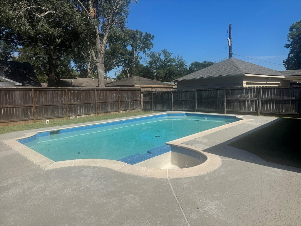5950 Dumfries Drive - Photo 14