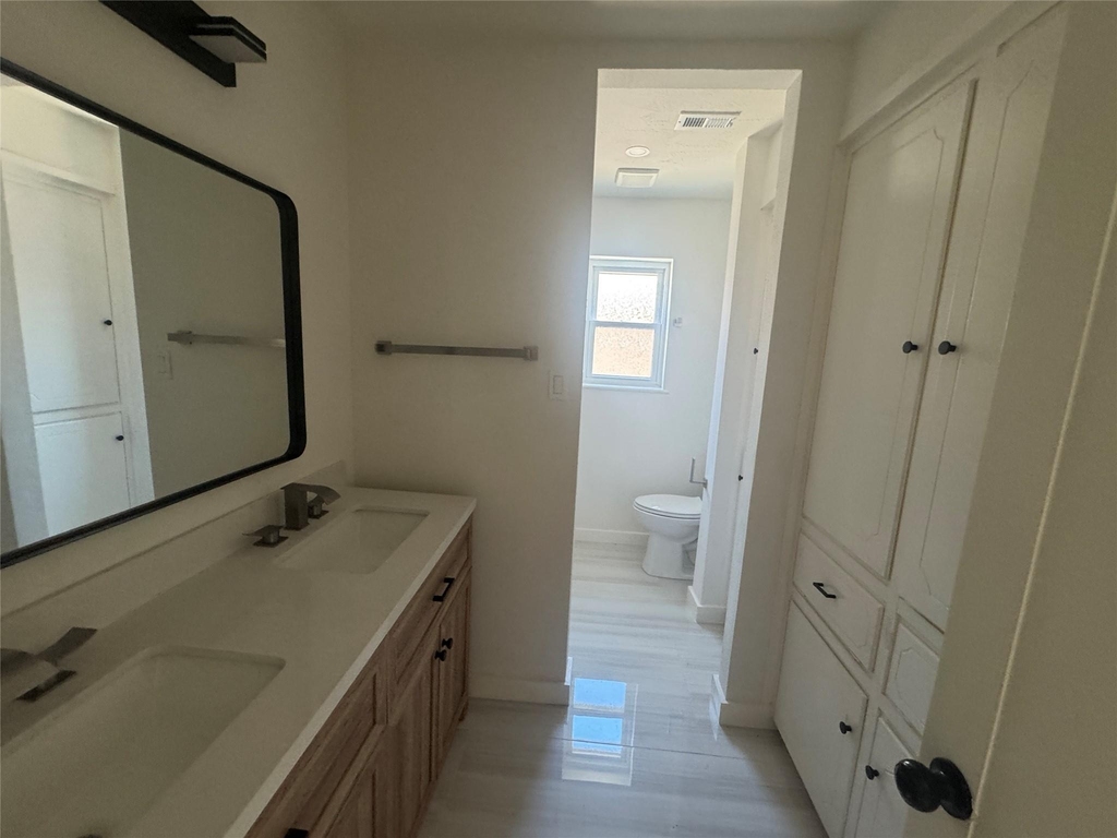 5950 Dumfries Drive - Photo 3