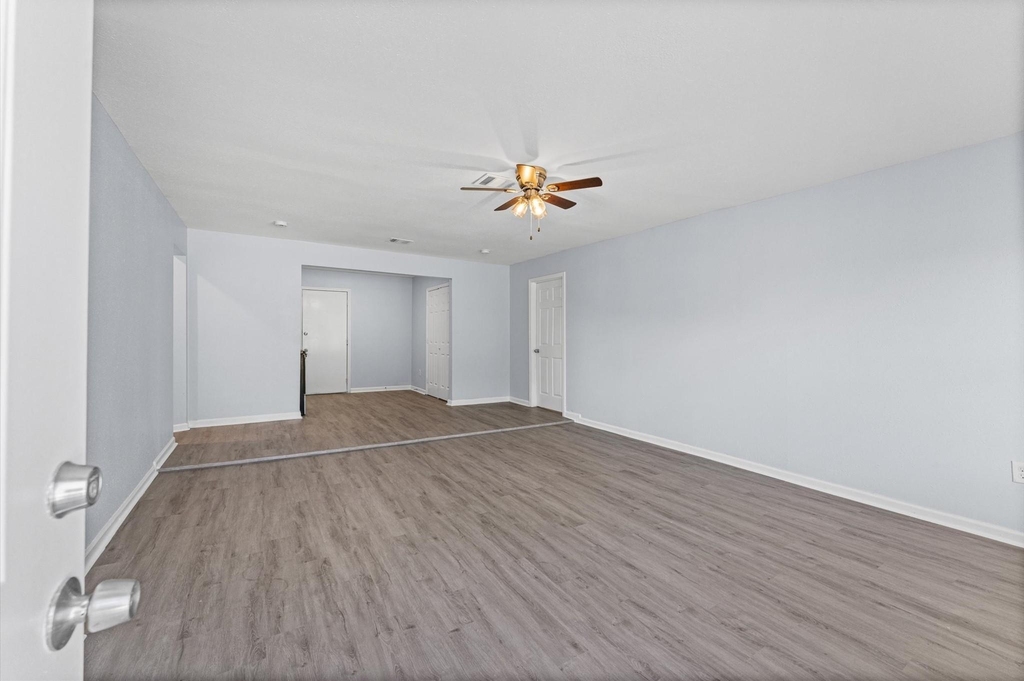 509 17th Avenue N - Photo 3