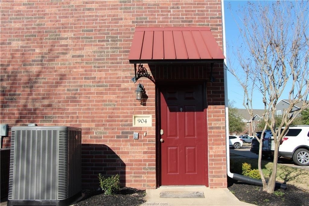 801 Luther Street W - Photo 33