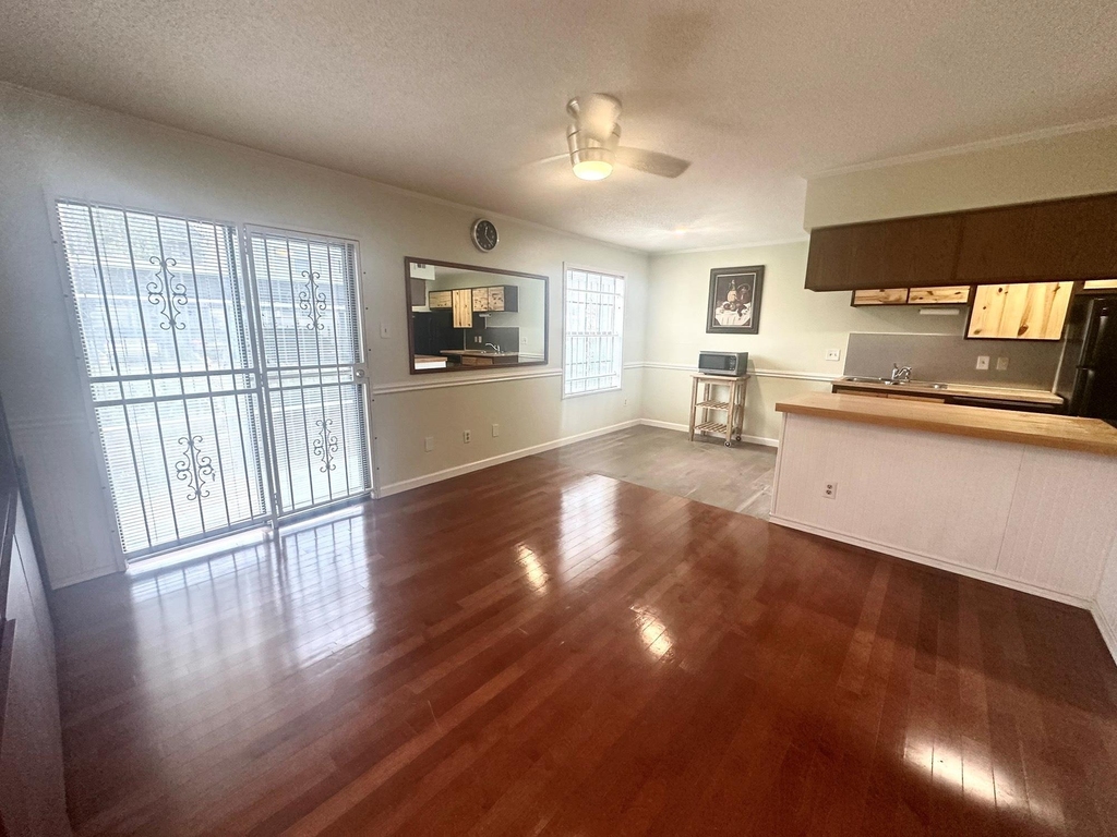 2750 Holly Hall Street - Photo 4