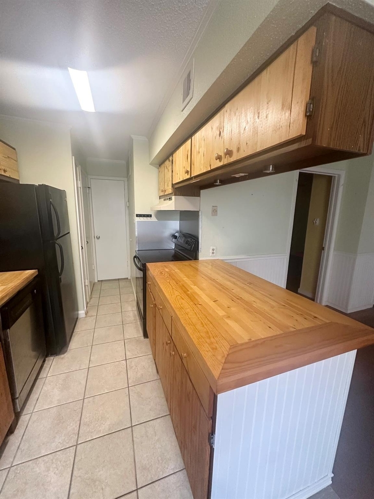 2750 Holly Hall Street - Photo 9