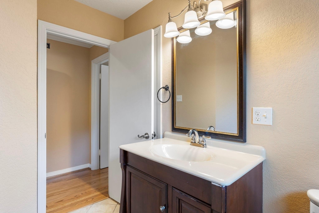 1802 Turnpike Road - Photo 39