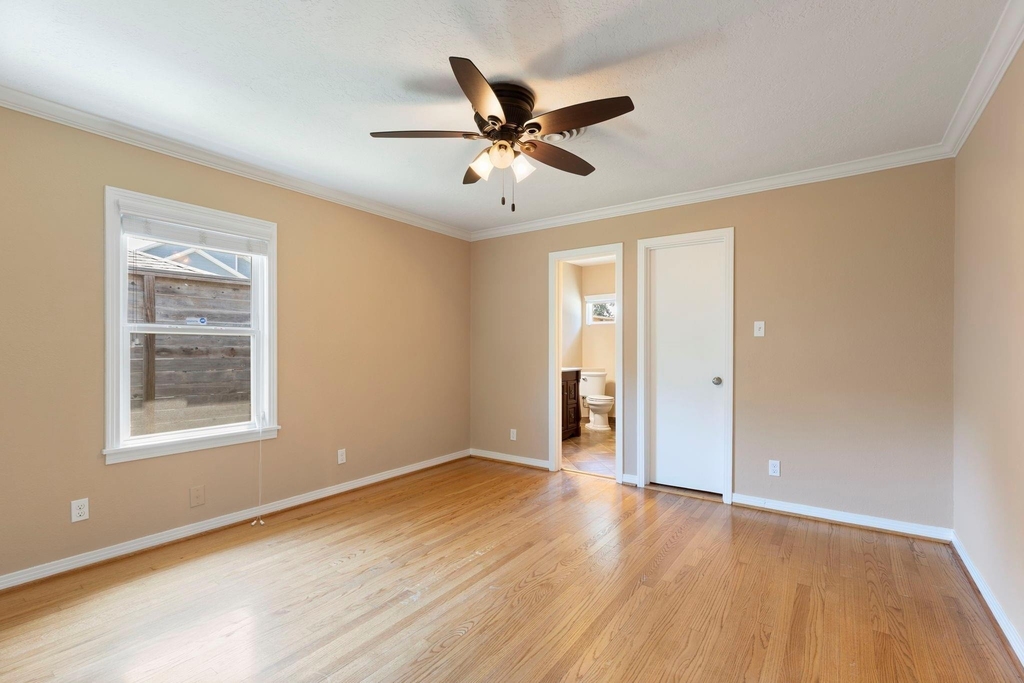 1802 Turnpike Road - Photo 27