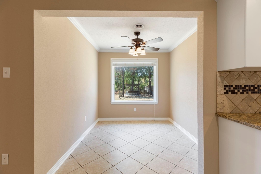 1802 Turnpike Road - Photo 19