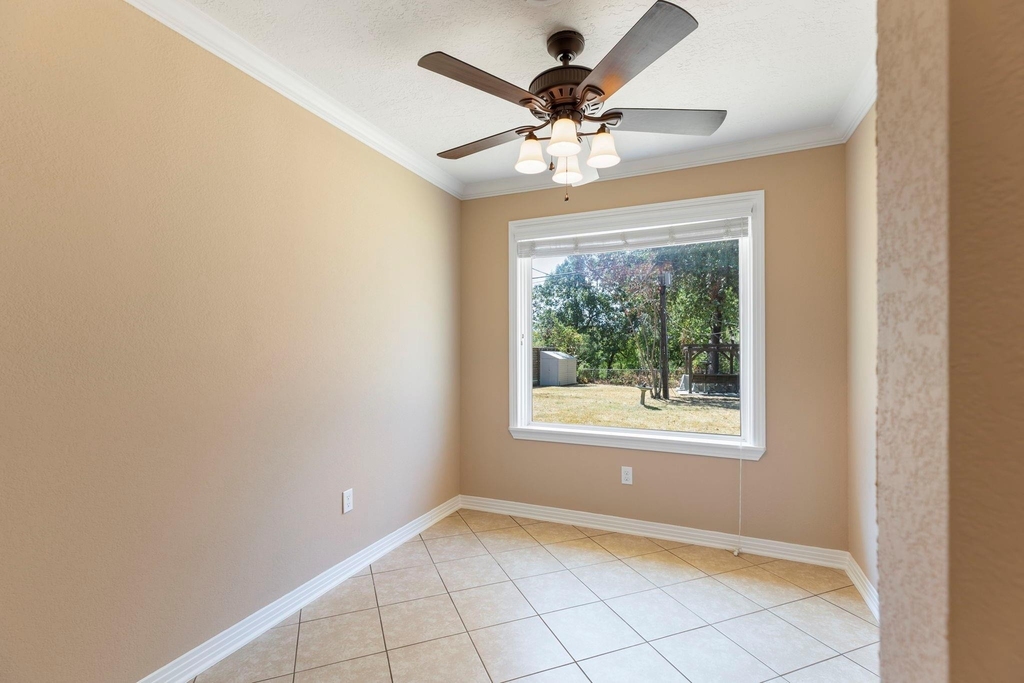 1802 Turnpike Road - Photo 20