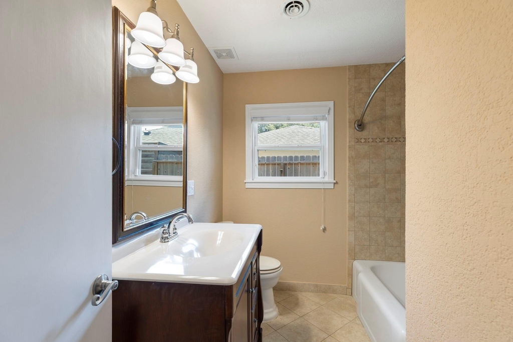 1802 Turnpike Road - Photo 38