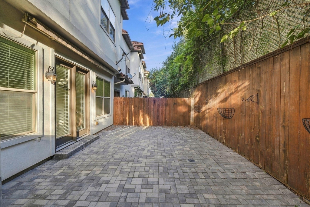 5531 Pine Street - Photo 41