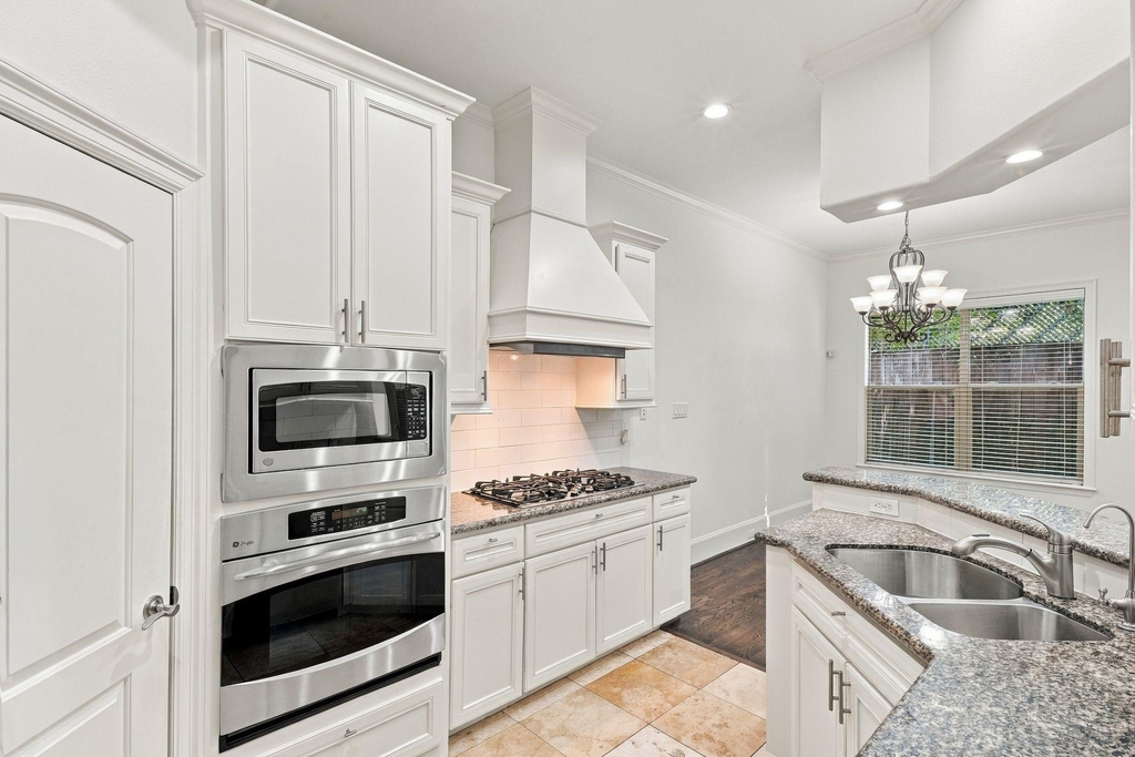 5531 Pine Street - Photo 13