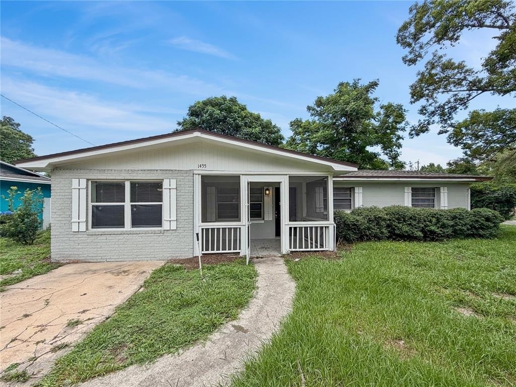 1455 Bethesda Street - Photo 0