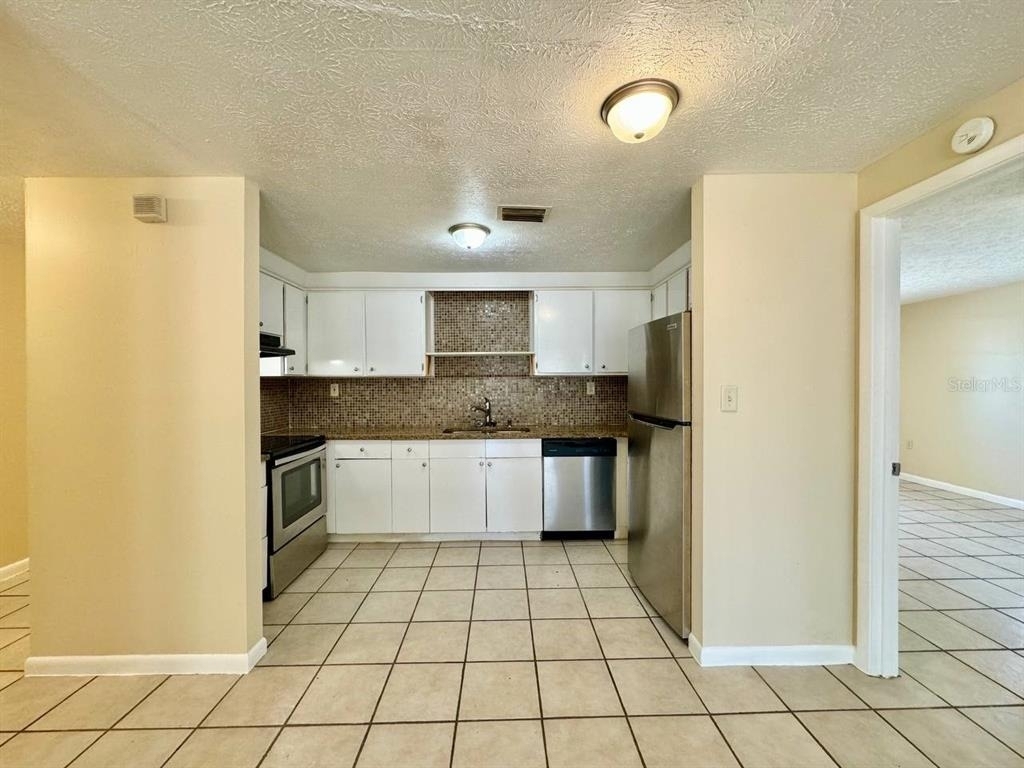 7601 S Swoope Street - Photo 3