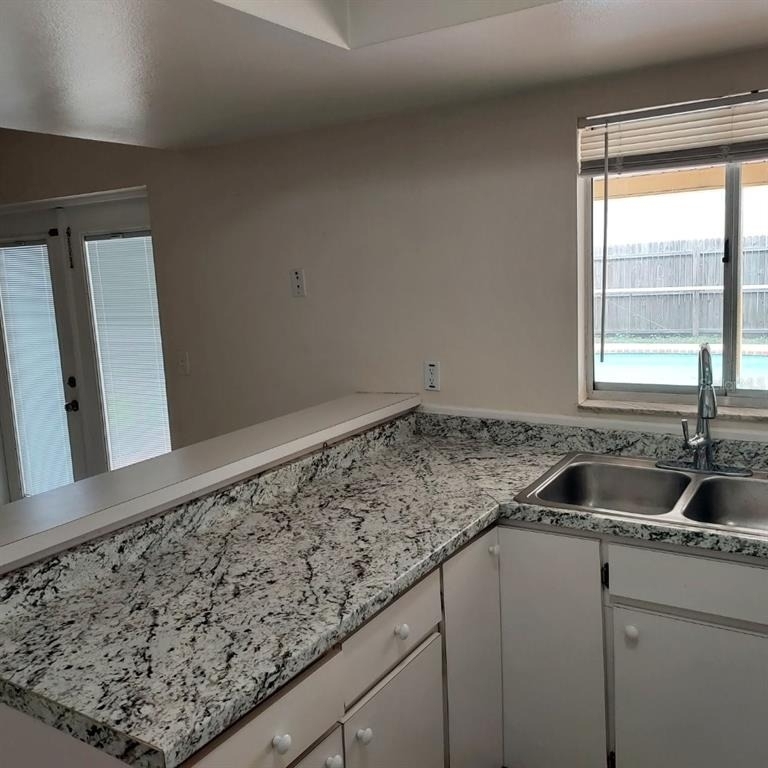5205 Dublin Place - Photo 10