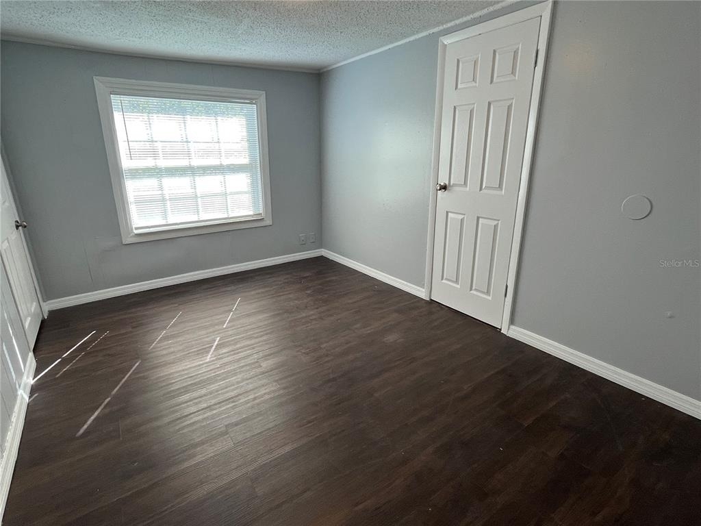 11 Sw 7th Avenue - Photo 4