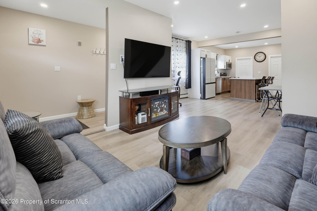 1417-1419 Gardner Avenue - Photo 4