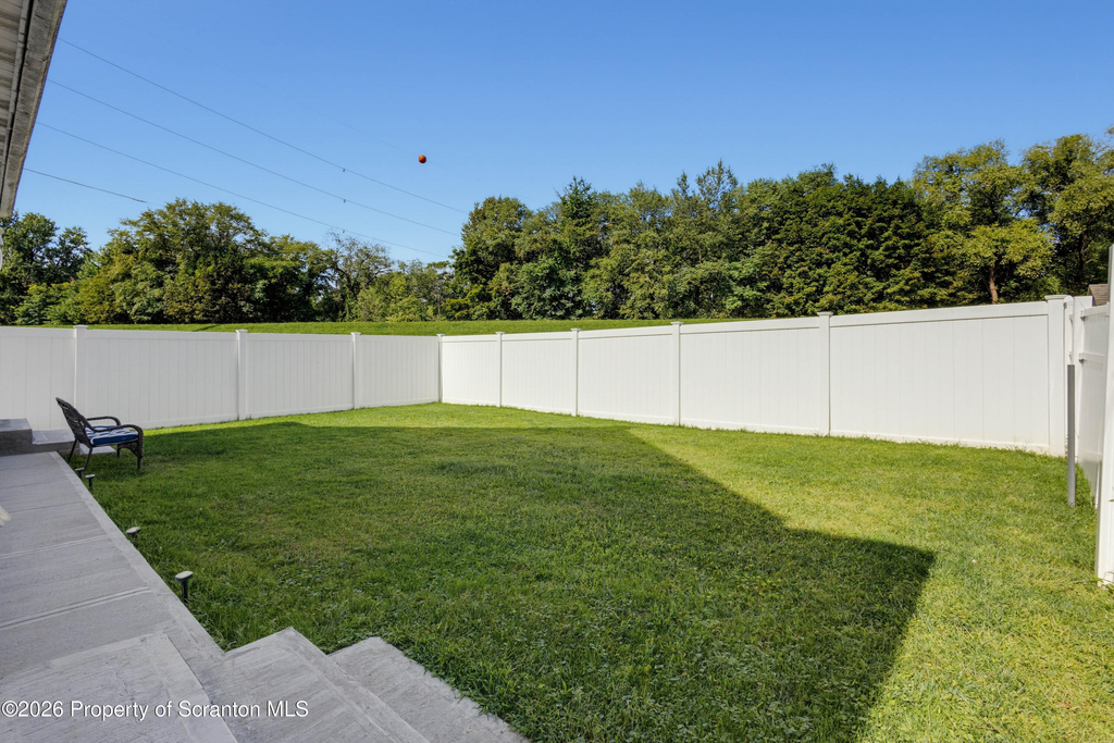 1417-1419 Gardner Avenue - Photo 23
