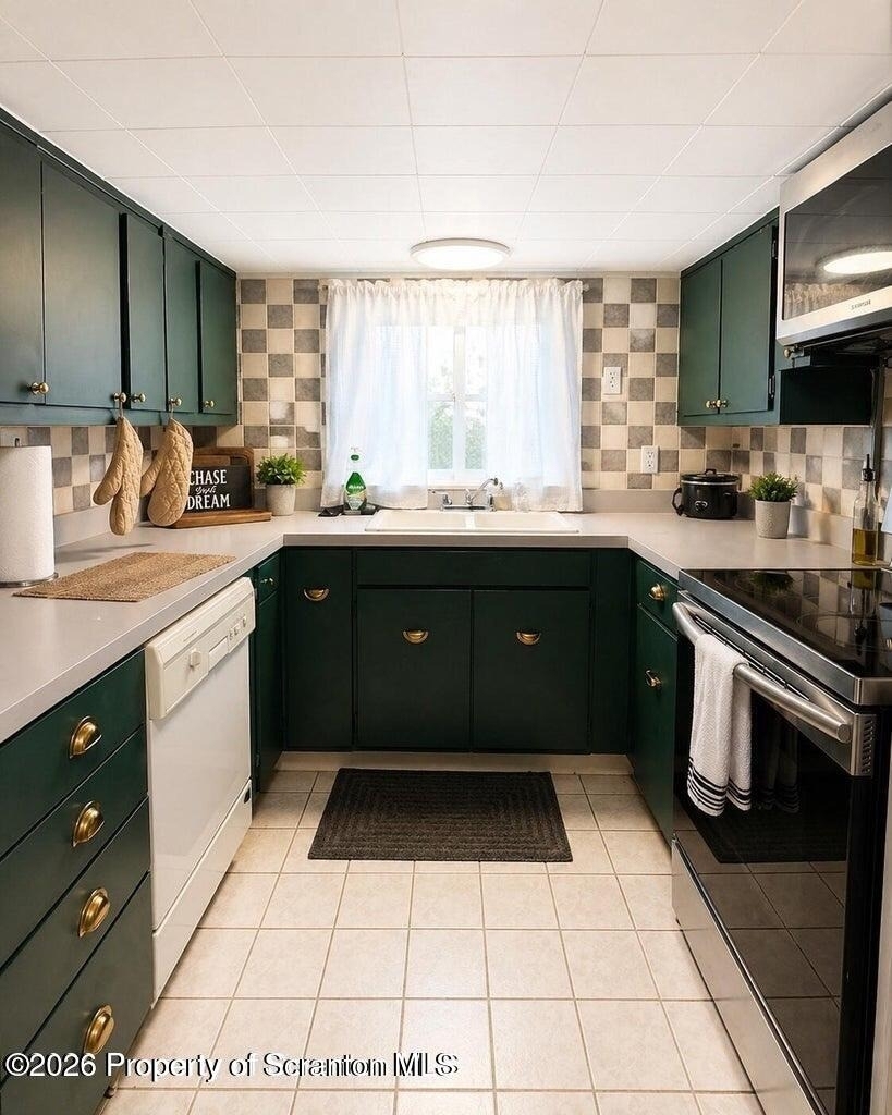 83 Spring Street - Photo 1