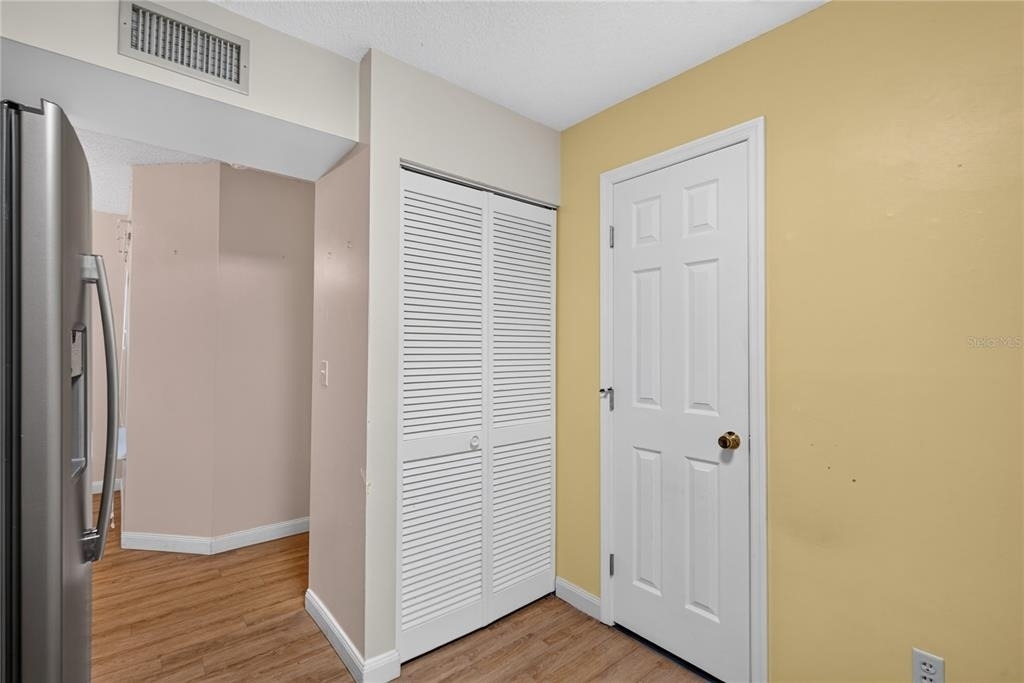 2701 Ne 10th Street - Photo 16