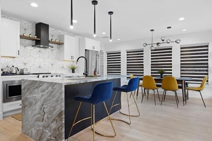 860 N Denning Drive - Photo 2