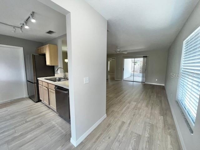 2024 Donegan Place - Photo 2