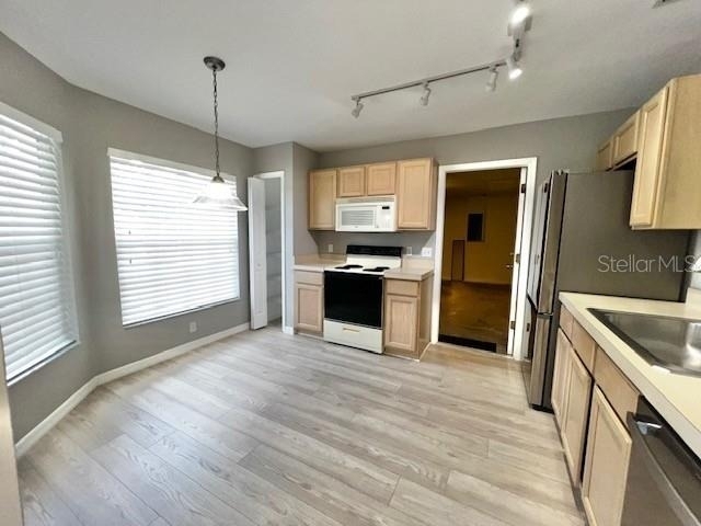 2024 Donegan Place - Photo 1