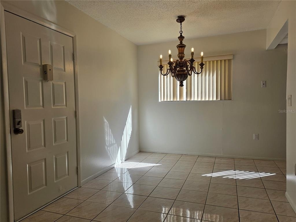 2713 Oak Park Way - Photo 4