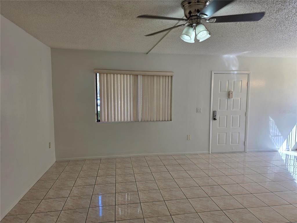 2713 Oak Park Way - Photo 5