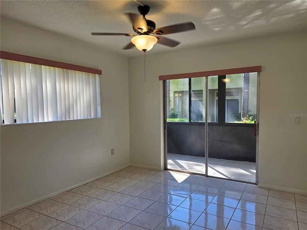 2713 Oak Park Way - Photo 11