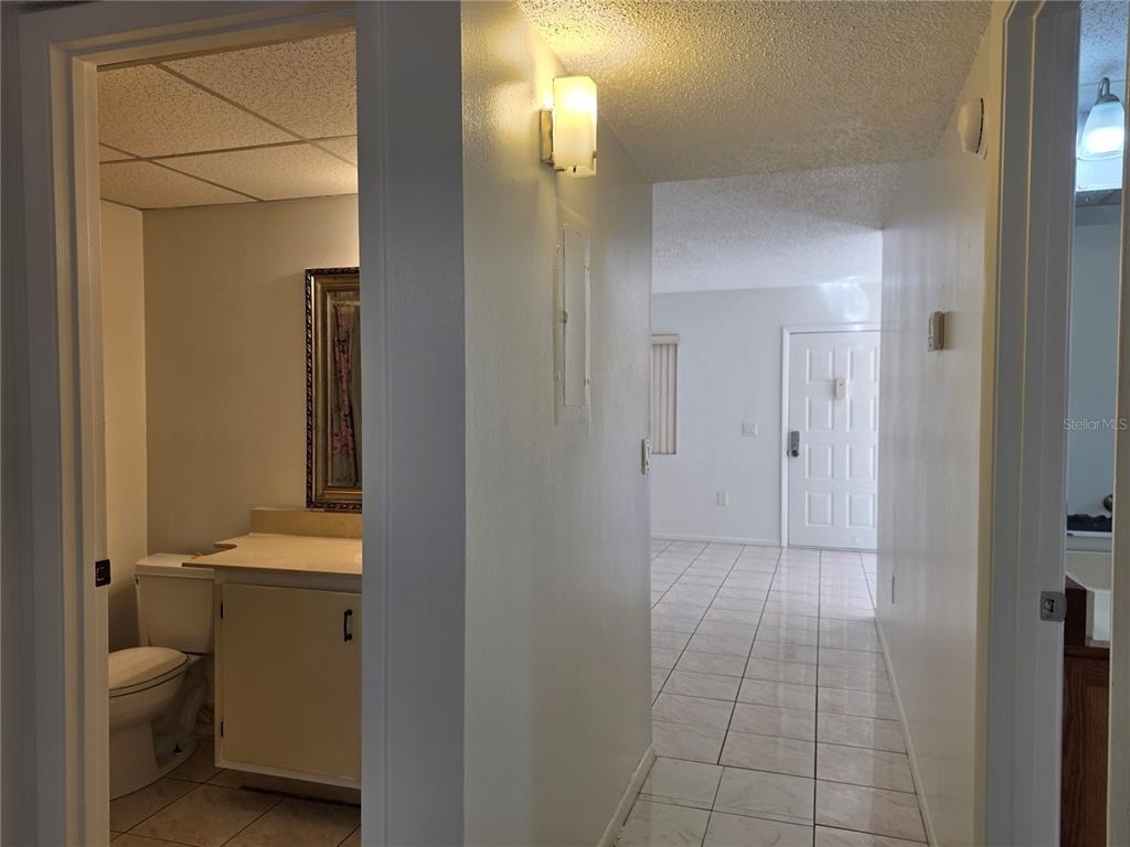 2713 Oak Park Way - Photo 16