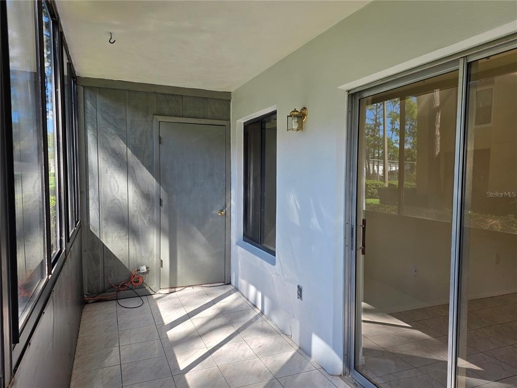 2713 Oak Park Way - Photo 14