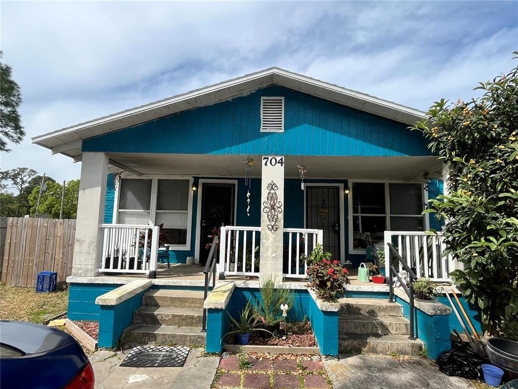 704 Tennessee Street - Photo 0