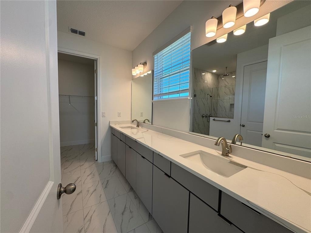 2140 Axel Street - Photo 22