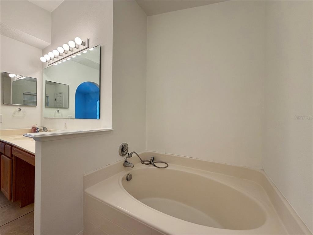2130 Corner School Dr - Photo 11