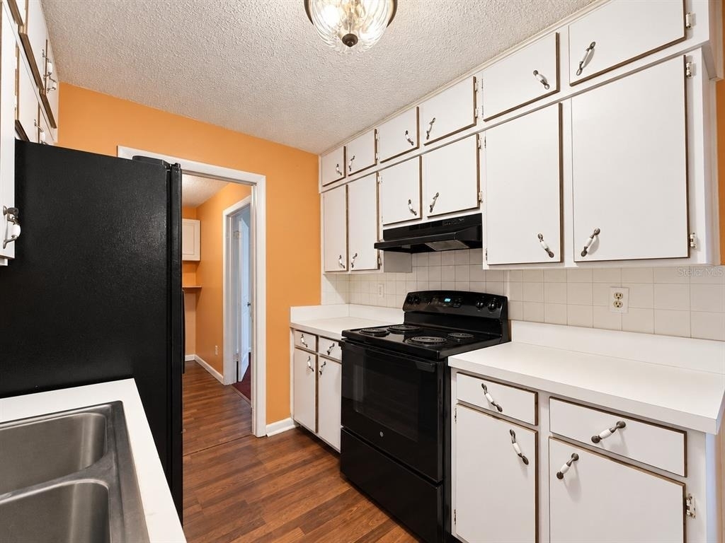 1003 W 9th Street - Photo 6