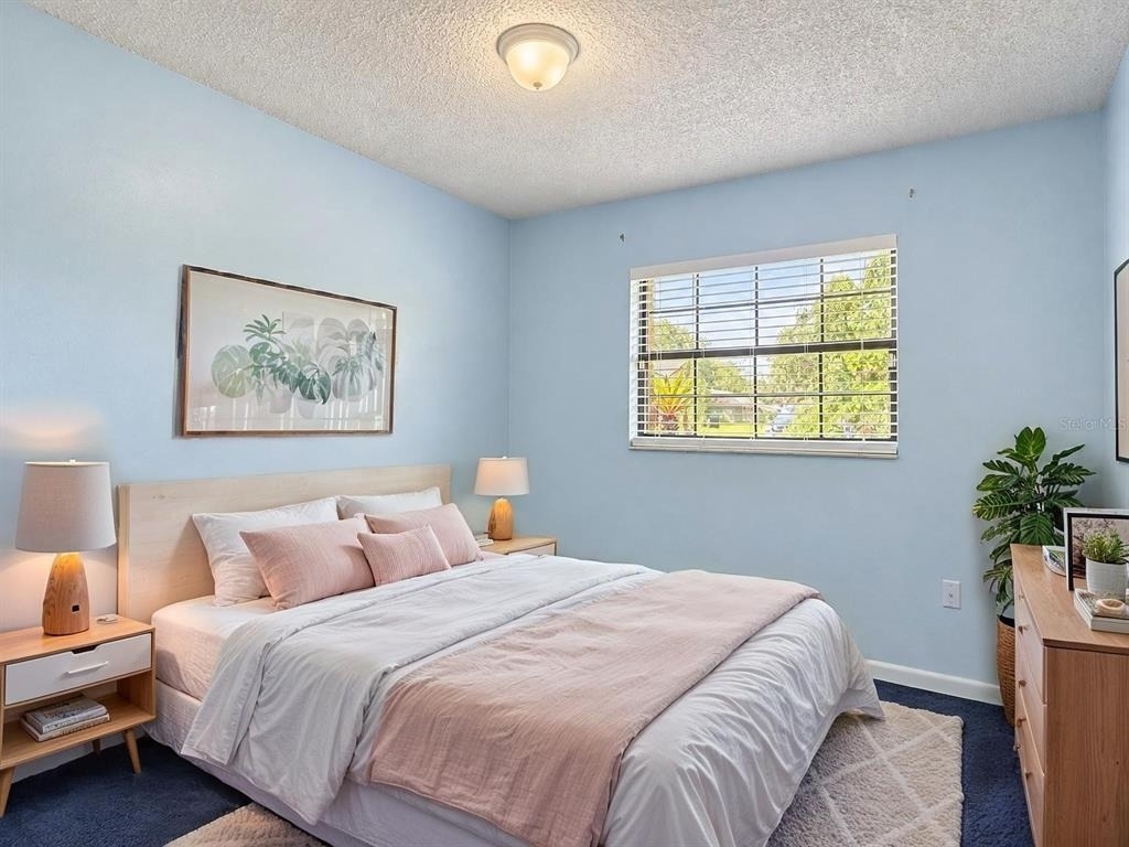1003 W 9th Street - Photo 18