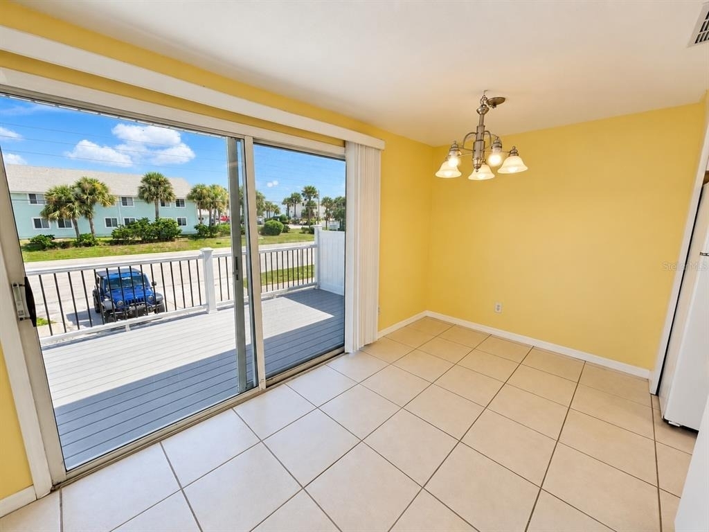 3206 S Atlantic Avenue - Photo 4